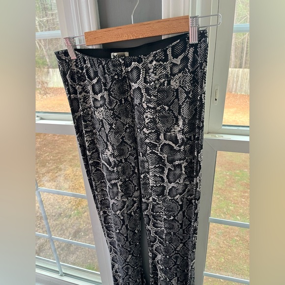 Show Me Your Mumu Bells Pants - Picture 6 of 6